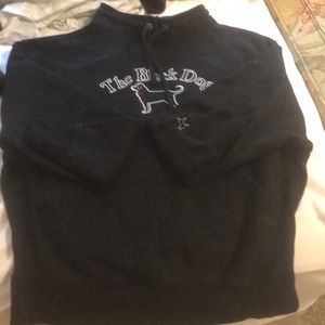 Black dog sweatshirt